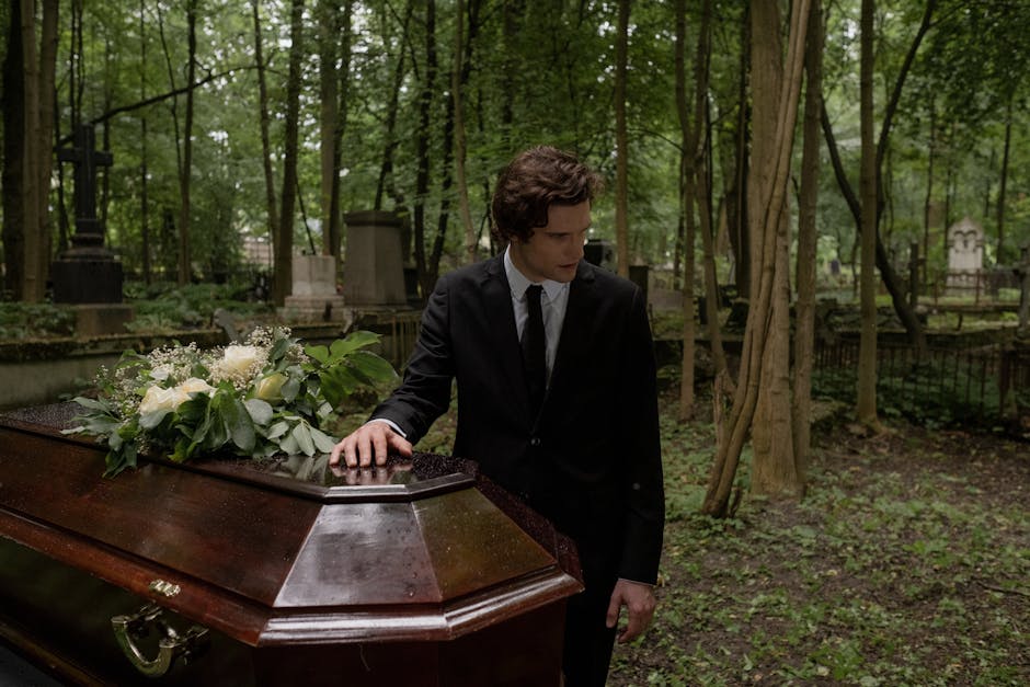 How to Become a Mortician in 7 Easy-to-Follow Steps - American Mortuary Coolers & Equipments How to Become a Mortician in 7 Easy-to-Follow Steps - American Mortuary Coolers & Equipments